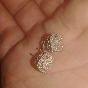 Diamond Studs Earrings